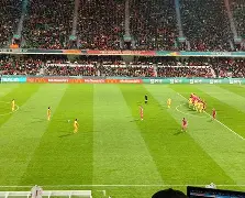 瑞士女足遭遇内讧，教练急需调整(西班牙女足主教练是谁)