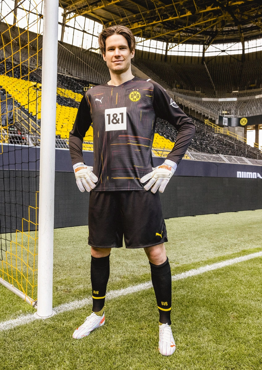 多特蒙德神秘伤病频现，引发球迷担忧(多特蒙德集锦)